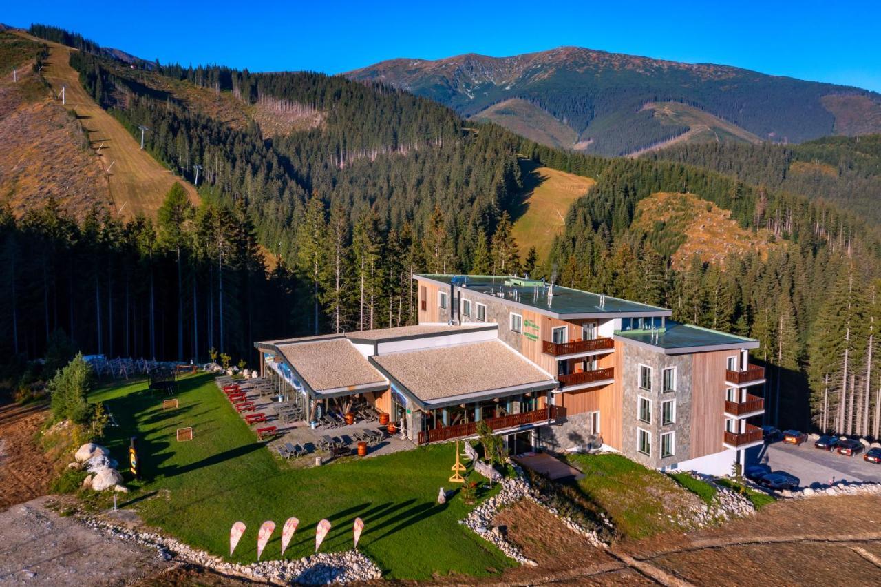 Strachan Family Jasna Hotel