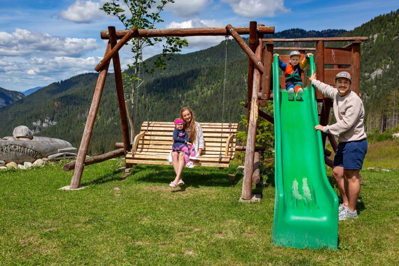 Hotel Strachan Family Jasná