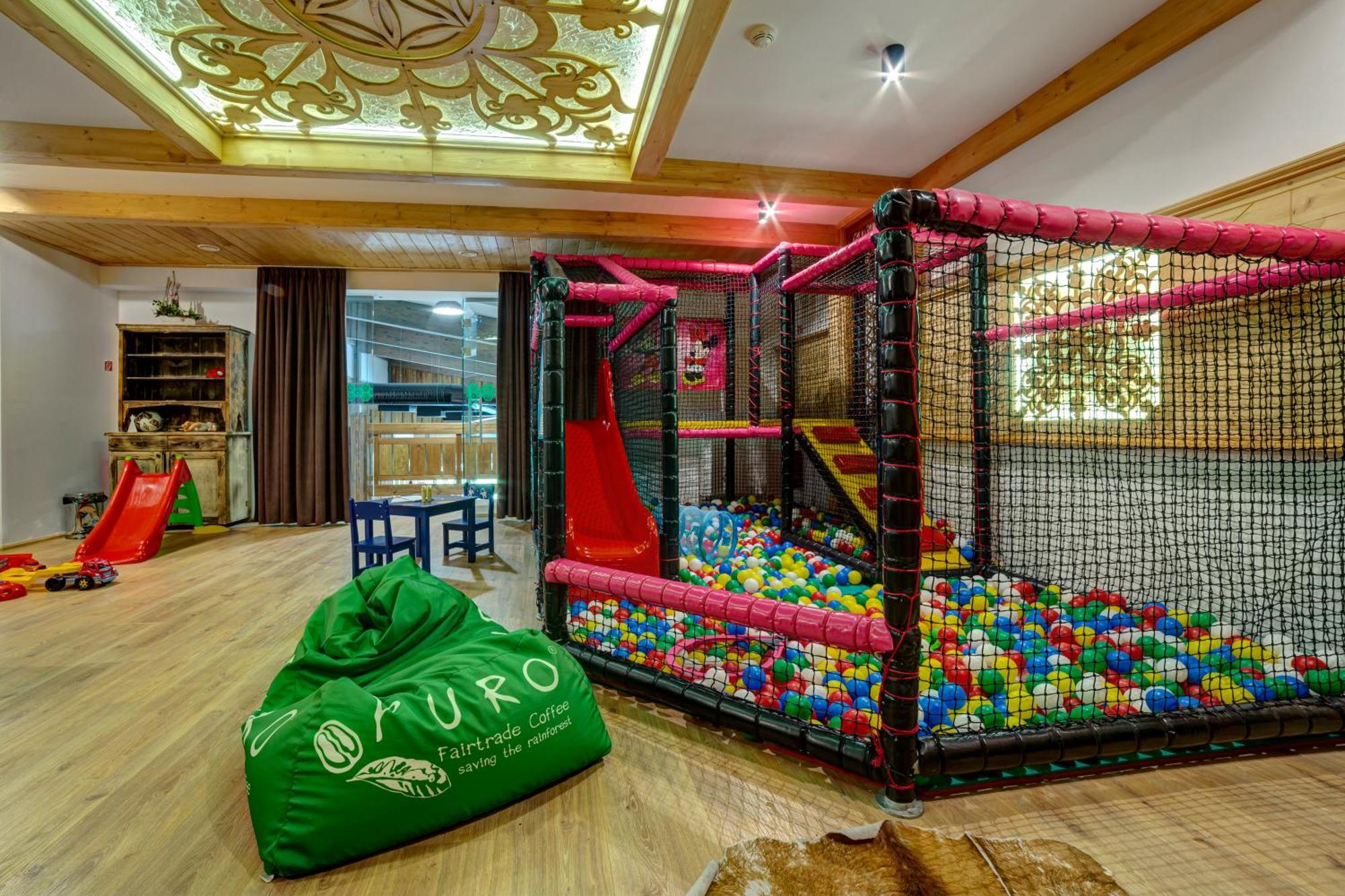 Hotel Strachan Family Jasna Demanovska Dolina